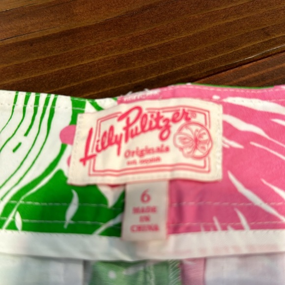 Lilly Pulitzer Shorts - Picture 3 of 3